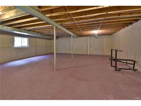 324 Buckhurst Dr, Ballwin, MO 63021 photo 31