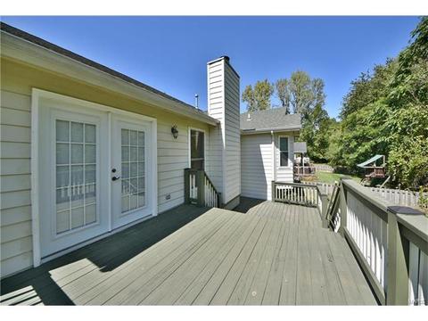 324 Buckhurst Dr, Ballwin, MO 63021 photo 32