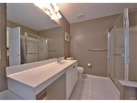 324 Buckhurst Dr, Ballwin, MO 63021 photo 20