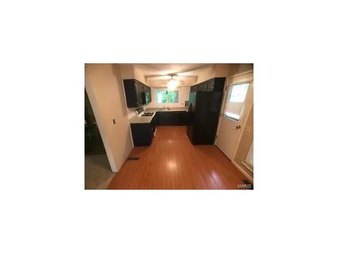838 Wheelwright Dr, Ballwin, MO 63021 photo 5