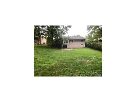 838 Wheelwright Dr, Ballwin, MO 63021 photo 14