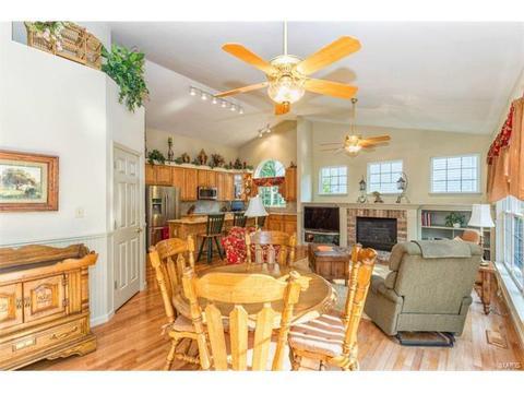 680 Meramec View Dr, Eureka, MO 63025 photo 8
