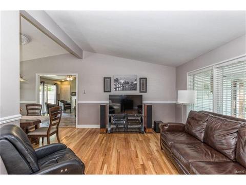 357 Meadowbrook, Ballwin, MO 63011 photo 12