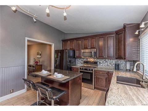 357 Meadowbrook, Ballwin, MO 63011 photo 6
