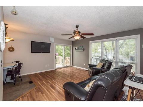 208 Wild Winds Dr, O'fallon, MO 63368 photo 2