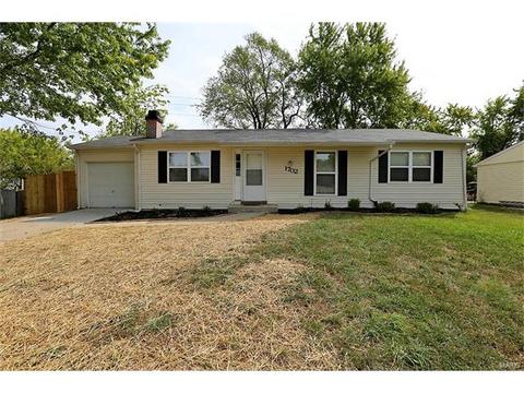 1702 Springhill Dr, O'fallon, MO 63366 photo 1
