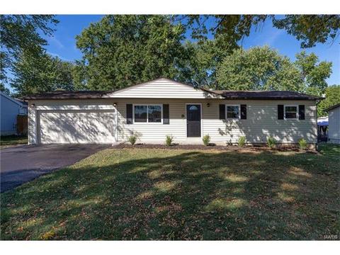 9 S Lang, O'fallon, MO 63366 photo 1