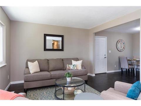 9 S Lang, O'fallon, MO 63366 photo 7