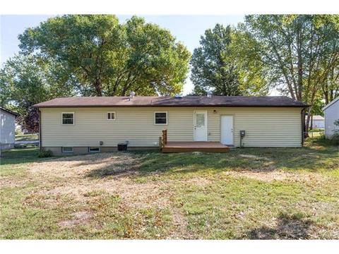 9 S Lang, O'fallon, MO 63366 photo 19