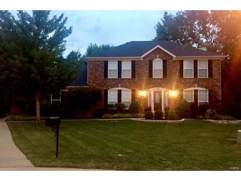 16 Bell Tower, Saint Charles, MO 63304 photo 1