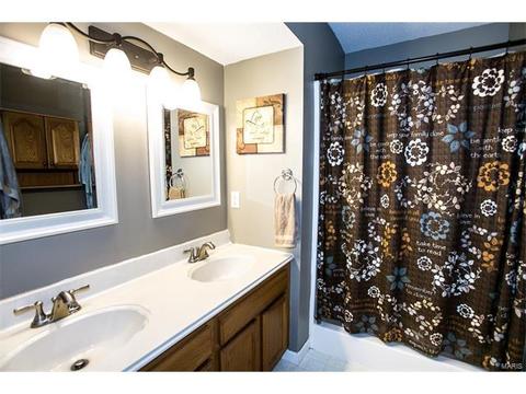 14 N Lang Dr, O'fallon, MO 63366 photo 16