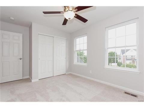 2 Hidden Spring Ct, Saint Charles, MO 63304 photo 25