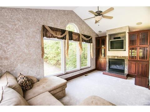 996 Kiefer Trails Dr, Ballwin, MO 63021 photo 25