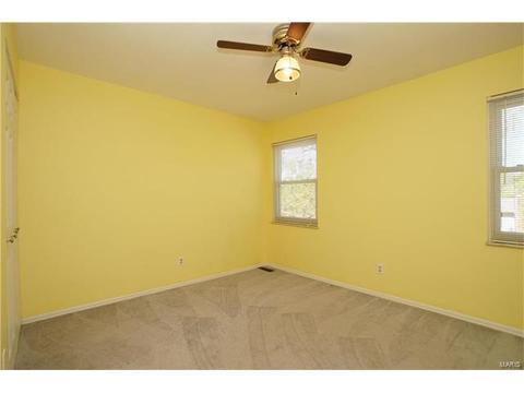 1132 Hobbs Mill Dr, Ballwin, MO 63021 photo 25