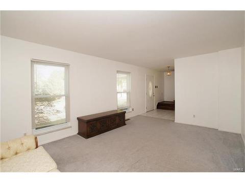 1132 Hobbs Mill Dr, Ballwin, MO 63021 photo 16