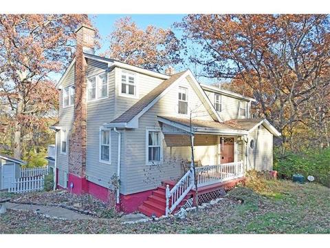 34 Mombert Dr, Ballwin, MO 63021 photo 1