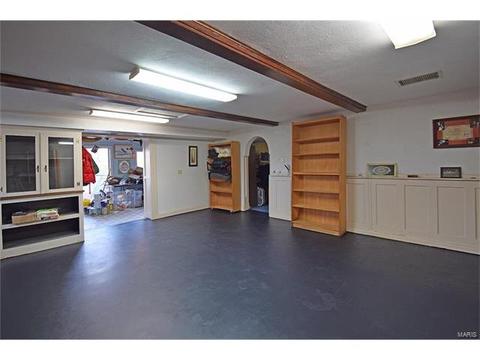 34 Mombert Dr, Ballwin, MO 63021 photo 18