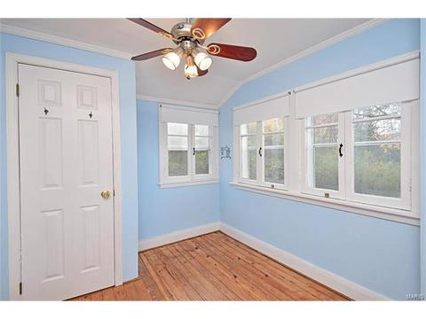 34 Mombert Dr, Ballwin, MO 63021 photo 17