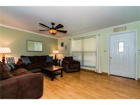 1702 Winter Hl, O'fallon, MO 63366 photo 3