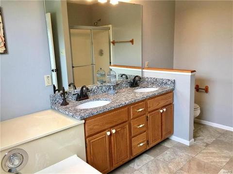 4 Sunshine Ct, O'fallon, MO 63368 photo 13
