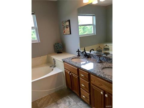 4 Sunshine Ct, O'fallon, MO 63368 photo 15