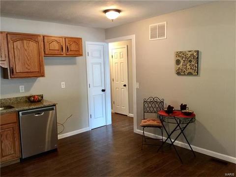 61 White Doe Ct, Eureka, MO 63025 photo 4
