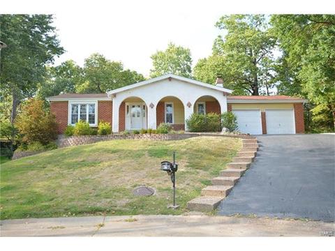 10 Leaside, Ballwin, MO 63011 photo 1