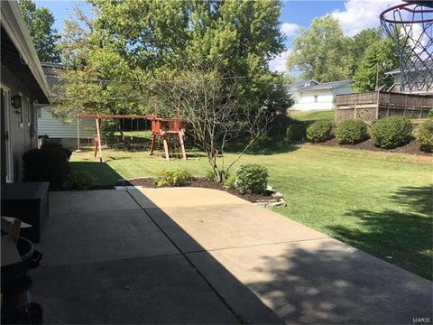 10 Le Tour Ct, Manchester, MO 63021 photo 5