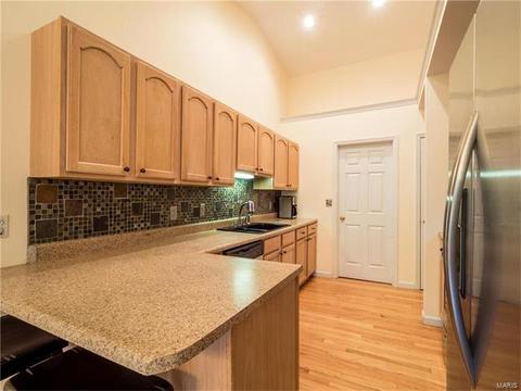 33 Thoreau Ct, O'fallon, MO 63366 photo 12