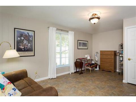 474 Sunstone Dr, Ballwin, MO 63011 photo 9