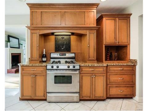 1 Barrett Woods, Ballwin, MO 63021 photo 27