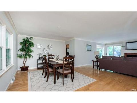 1 Barrett Woods, Ballwin, MO 63021 photo 4