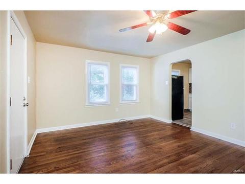3518 Connor Ave, Saint Louis, MO 63121 photo 8