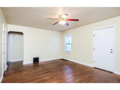 3518 Connor Ave, Saint Louis, MO 63121 photo 4