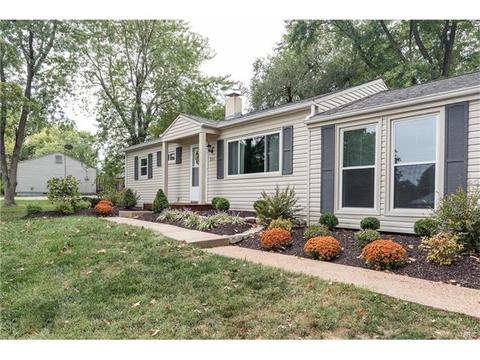 211 Highview, Ballwin, MO 63011 photo 3