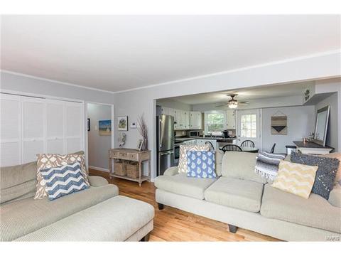 211 Highview, Ballwin, MO 63011 photo 9