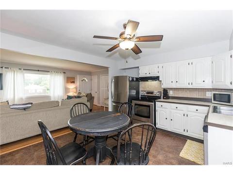 211 Highview, Ballwin, MO 63011 photo 15