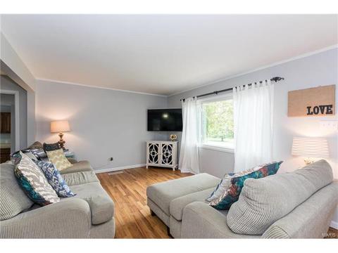 211 Highview, Ballwin, MO 63011 photo 7