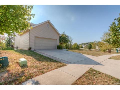 205 Spring Borough Dr, O'fallon, MO 63368 photo 29