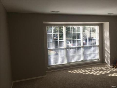 1336 Highland Oaks Dr #B, Ballwin, MO 63021 photo 3