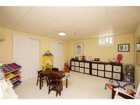 565 Oak Leaf Manor Ct, Ballwin, MO 63021 photo 23
