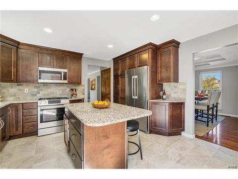 1313 Kyle Dr, Saint Charles, MO 63304 photo 8
