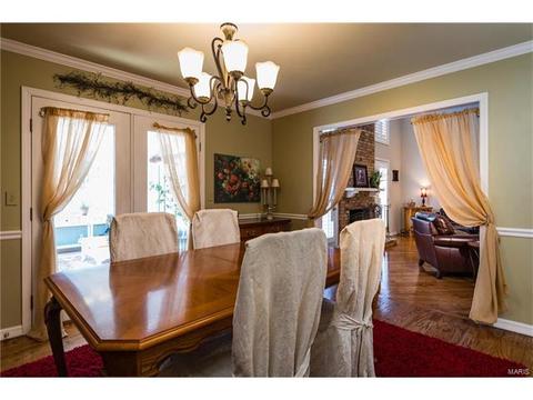 621 Huntley Heights Dr, Ballwin, MO 63021 photo 7