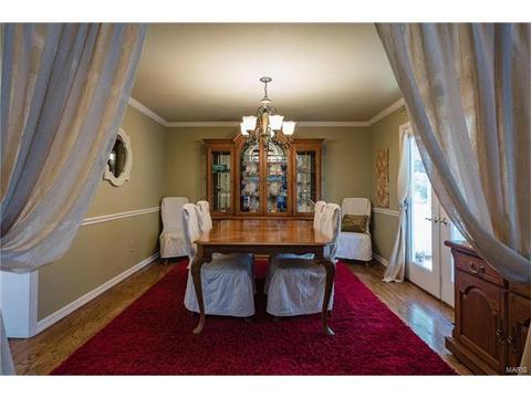621 Huntley Heights Dr, Ballwin, MO 63021 photo 6