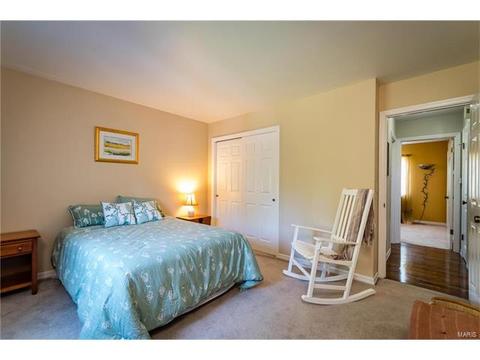 621 Huntley Heights Dr, Ballwin, MO 63021 photo 16