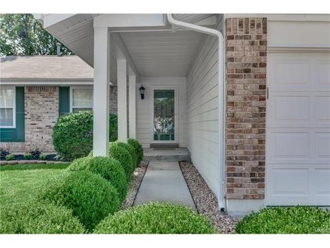 476 Tumulty Dr, Ballwin, MO 63021 photo 3
