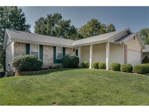 476 Tumulty Dr, Ballwin, MO 63021 photo 1