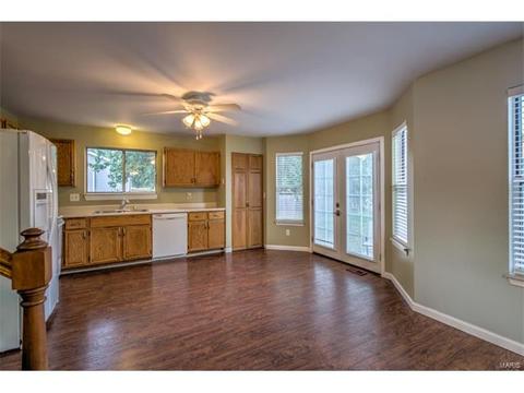 623 Durango Dr, O'fallon, MO 63368 photo 5