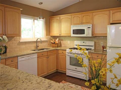 1226 Weatherton, Ballwin, MO 63021 photo 12