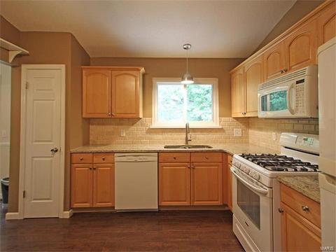 1226 Weatherton, Ballwin, MO 63021 photo 10